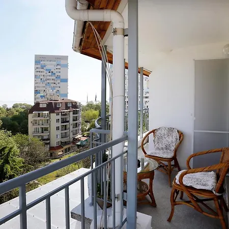 Lazur Sunrise 公寓 布尔加斯